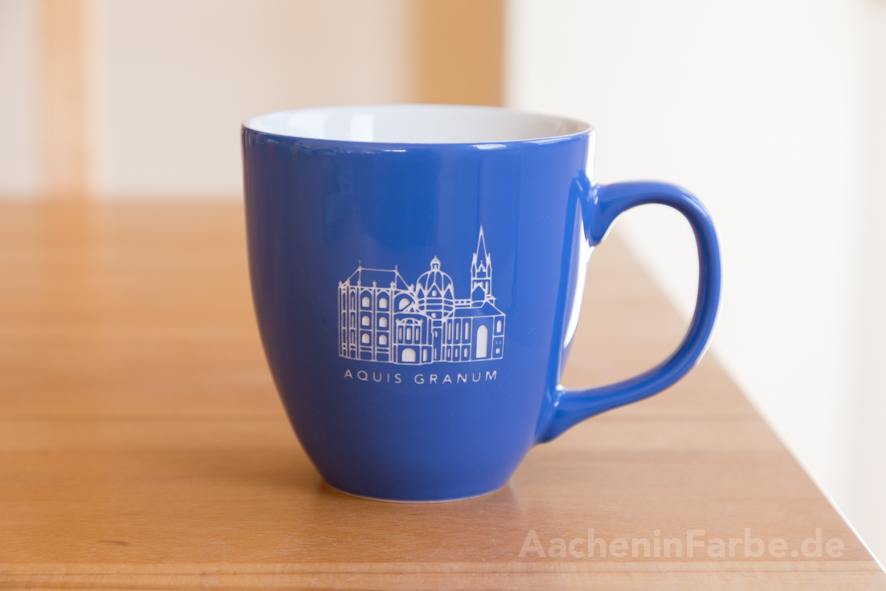 Aachen Becher bunt, Dom, blau, graviert